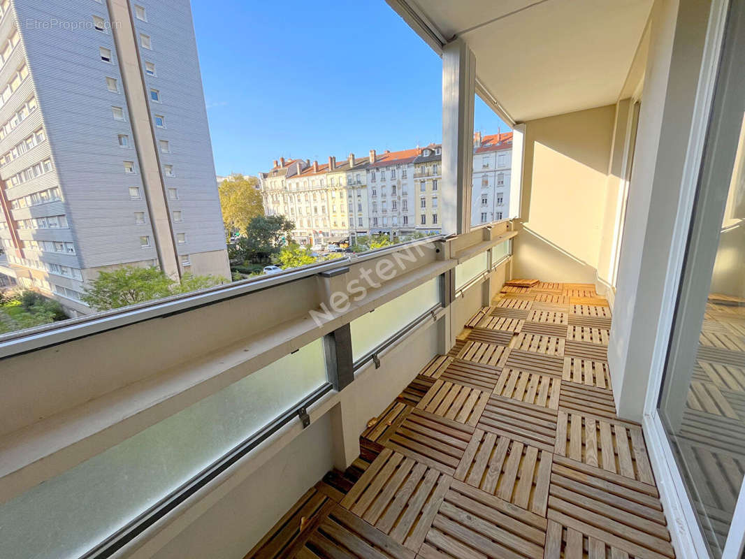 Appartement à VILLEURBANNE