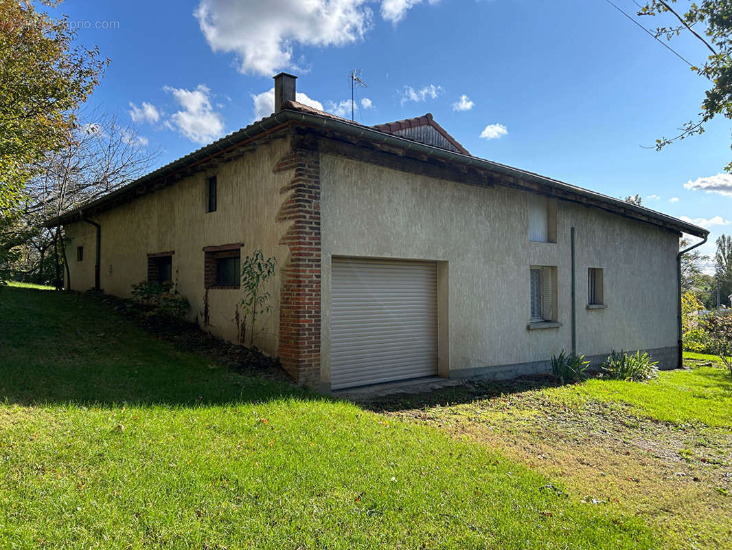 Maison à CHATILLON-SUR-CHALARONNE