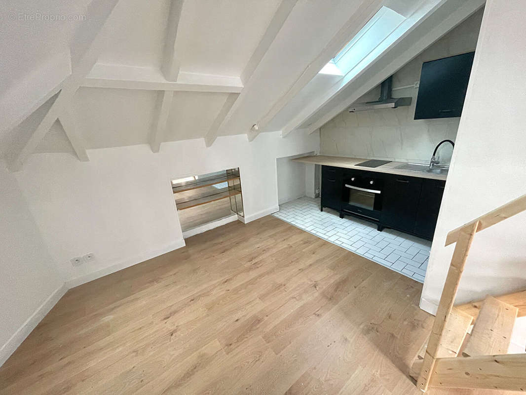 Appartement à LA COURNEUVE