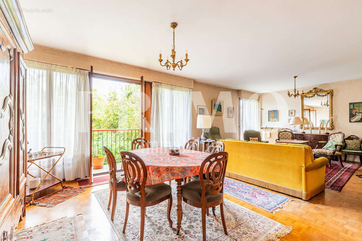 Appartement à CHATENAY-MALABRY