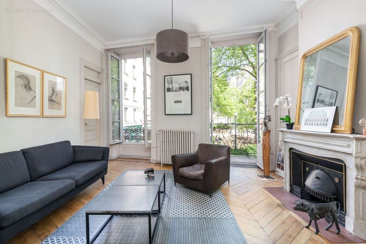 Appartement à LYON-1E