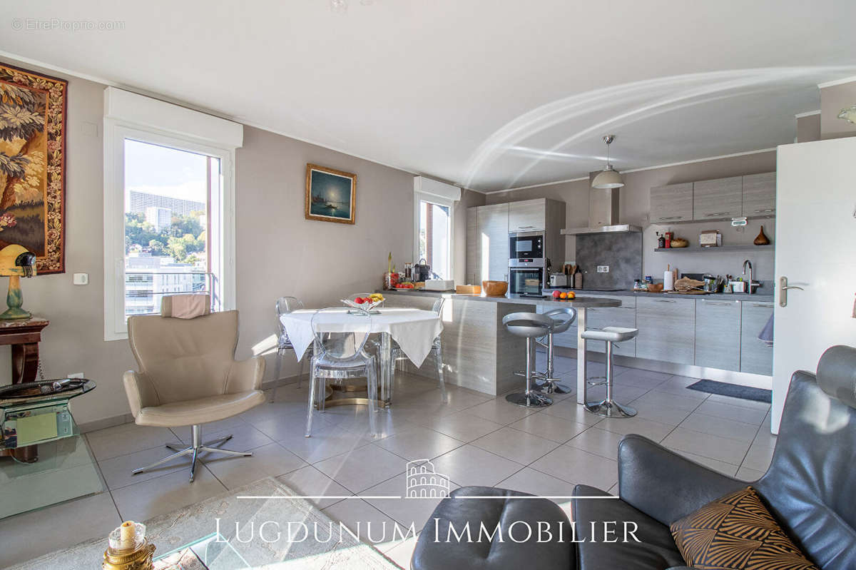 Appartement à LYON-9E