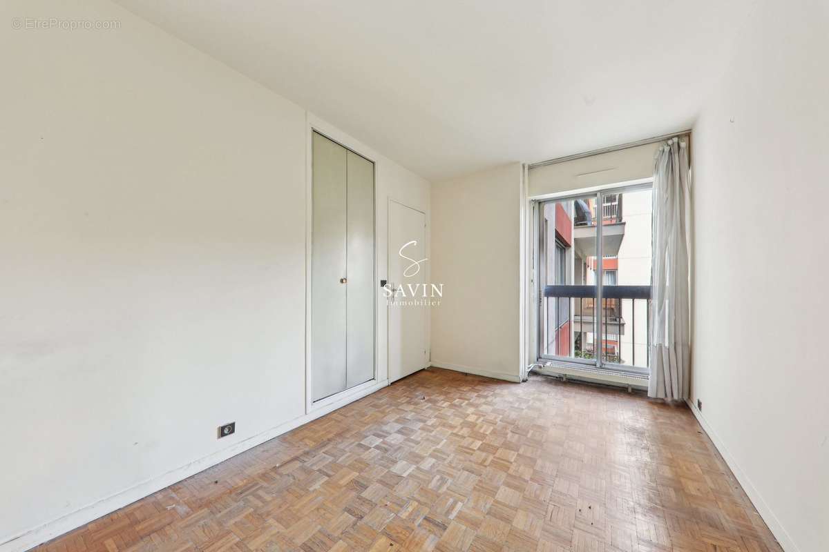 Appartement à PARIS-15E