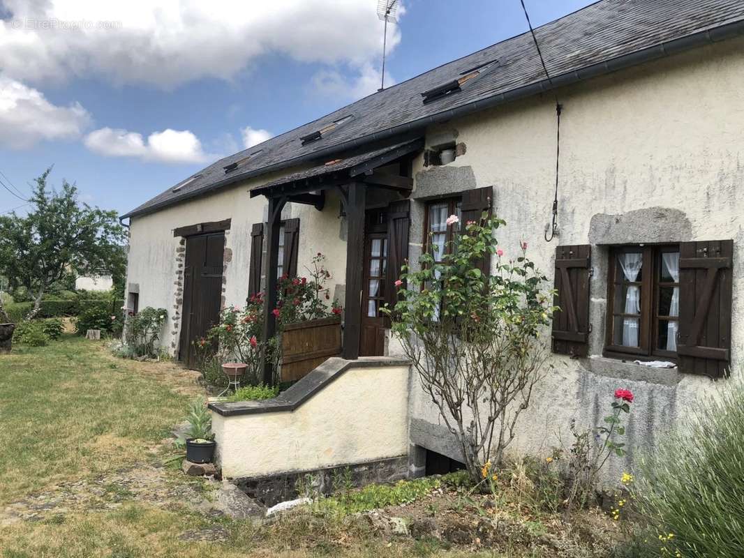 Maison à MONTIGNY-EN-MORVAN