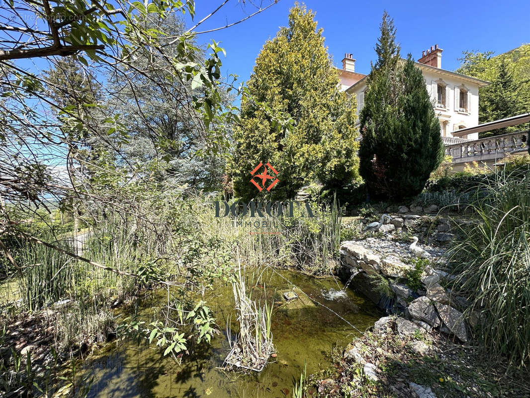 Maison à SAINT-GEORGES-DE-COMMIERS