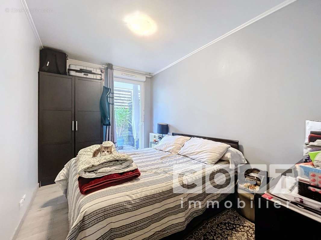 Appartement à GENNEVILLIERS