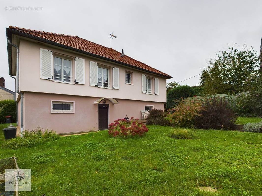 Maison à CHAMPENOUX