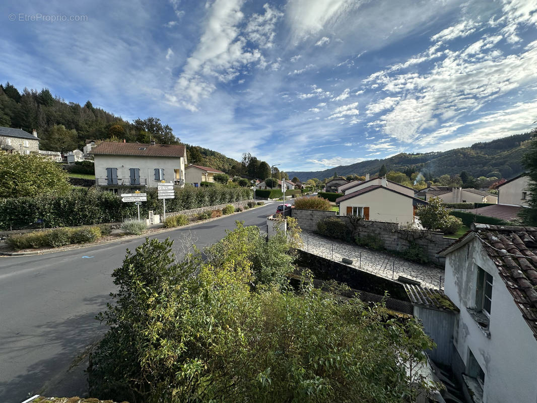 Maison à SAINT-SIMON