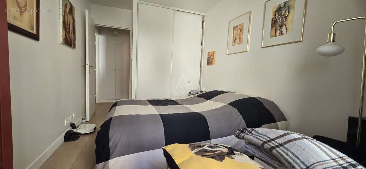 Appartement à PARIS-18E