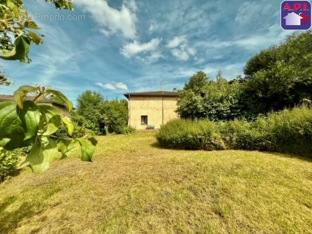 Maison à SAINTE-CROIX-VOLVESTRE