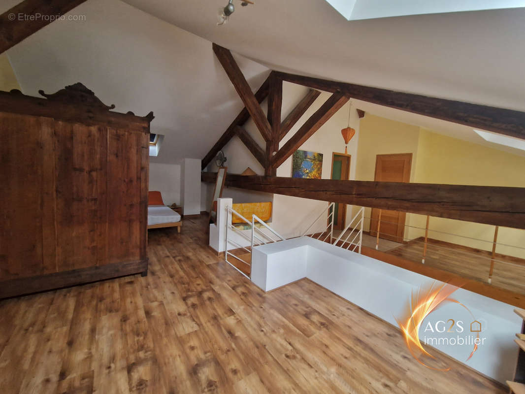 Appartement à BARRAUX