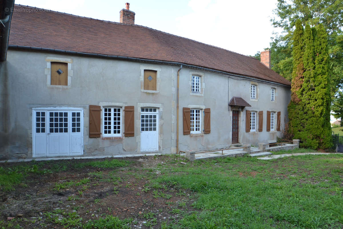 Maison à BIOZAT