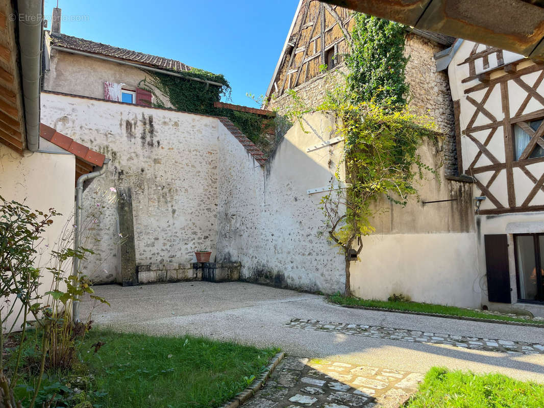 Maison à CHATILLON-SUR-LOIRE