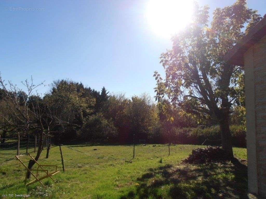 Maison à CHEF-BOUTONNE