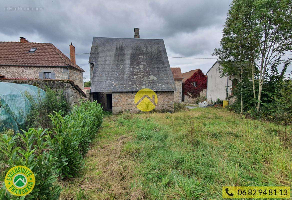 Maison à AUZANCES