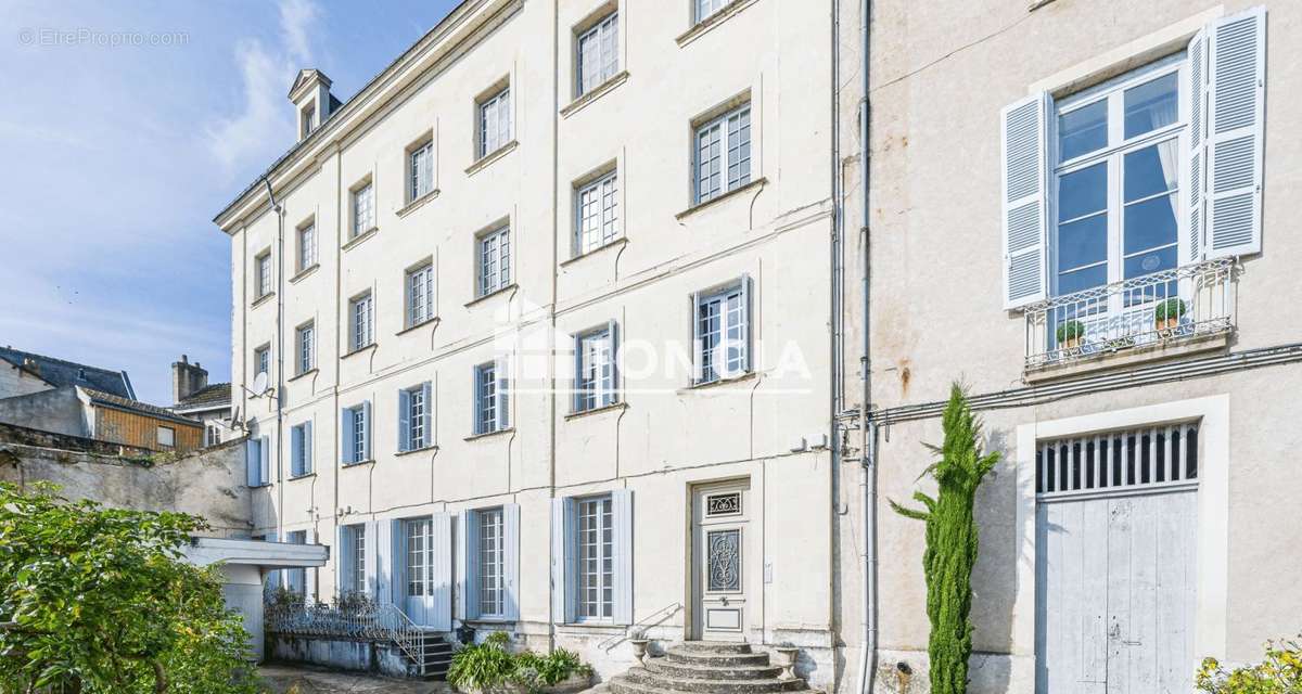 Appartement à CHINON