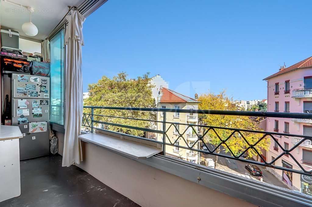 Appartement à LYON-8E