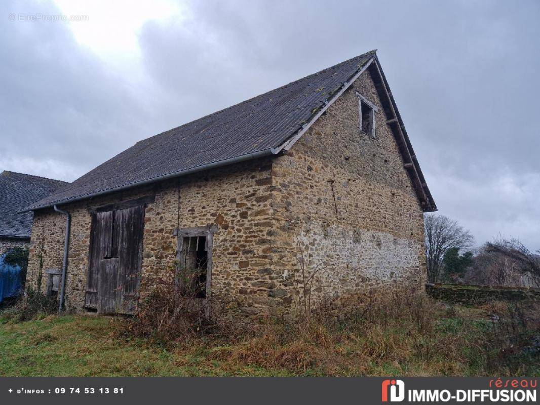 Maison à LUBERSAC