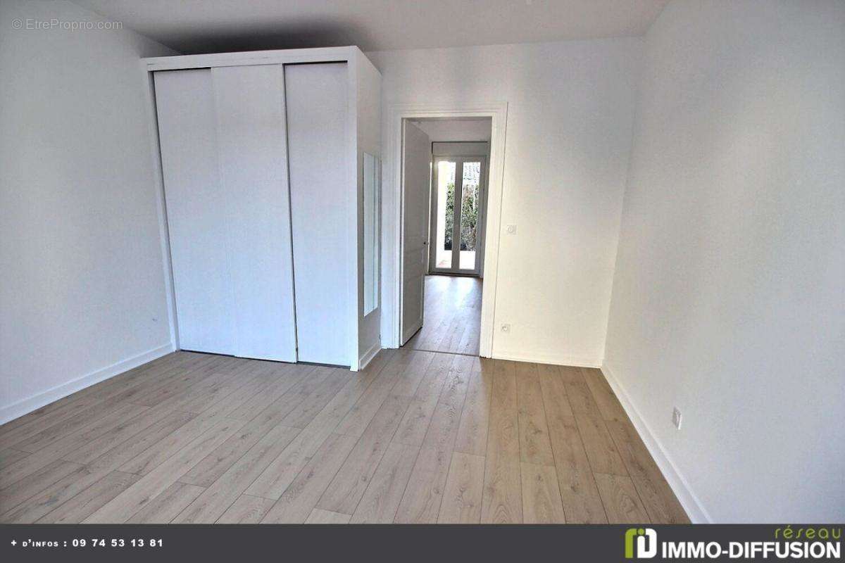 Appartement à MONTROND-LES-BAINS