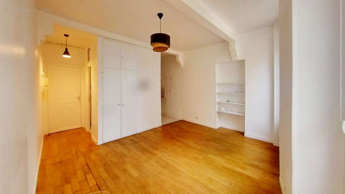 Appartement à PARIS-5E