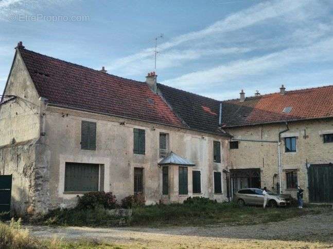 Maison à MEAUX