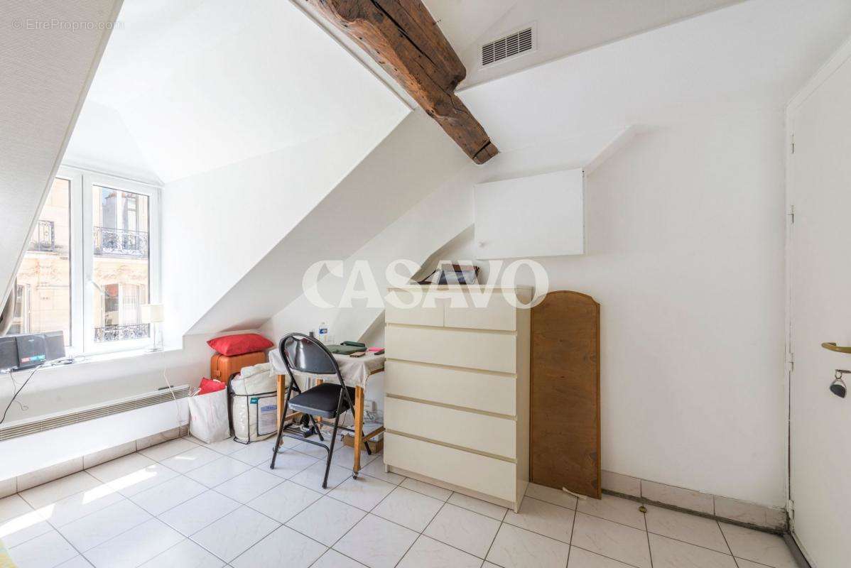 Appartement à PARIS-9E