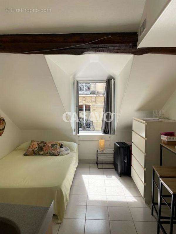 Appartement à PARIS-9E