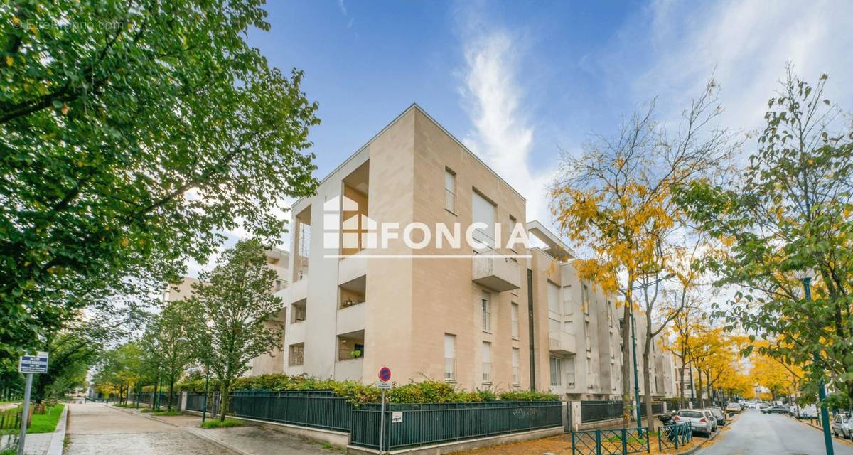 Appartement à GENNEVILLIERS