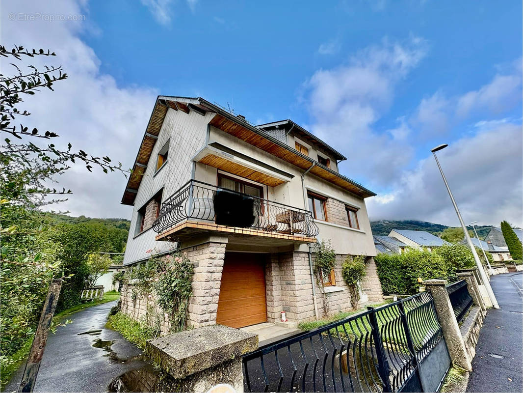 Maison à LA BOURBOULE