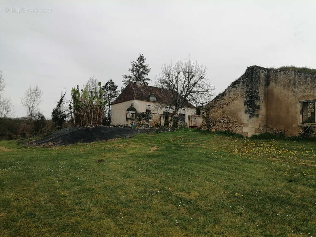 Maison à SAINT-PAUL-LIZONNE