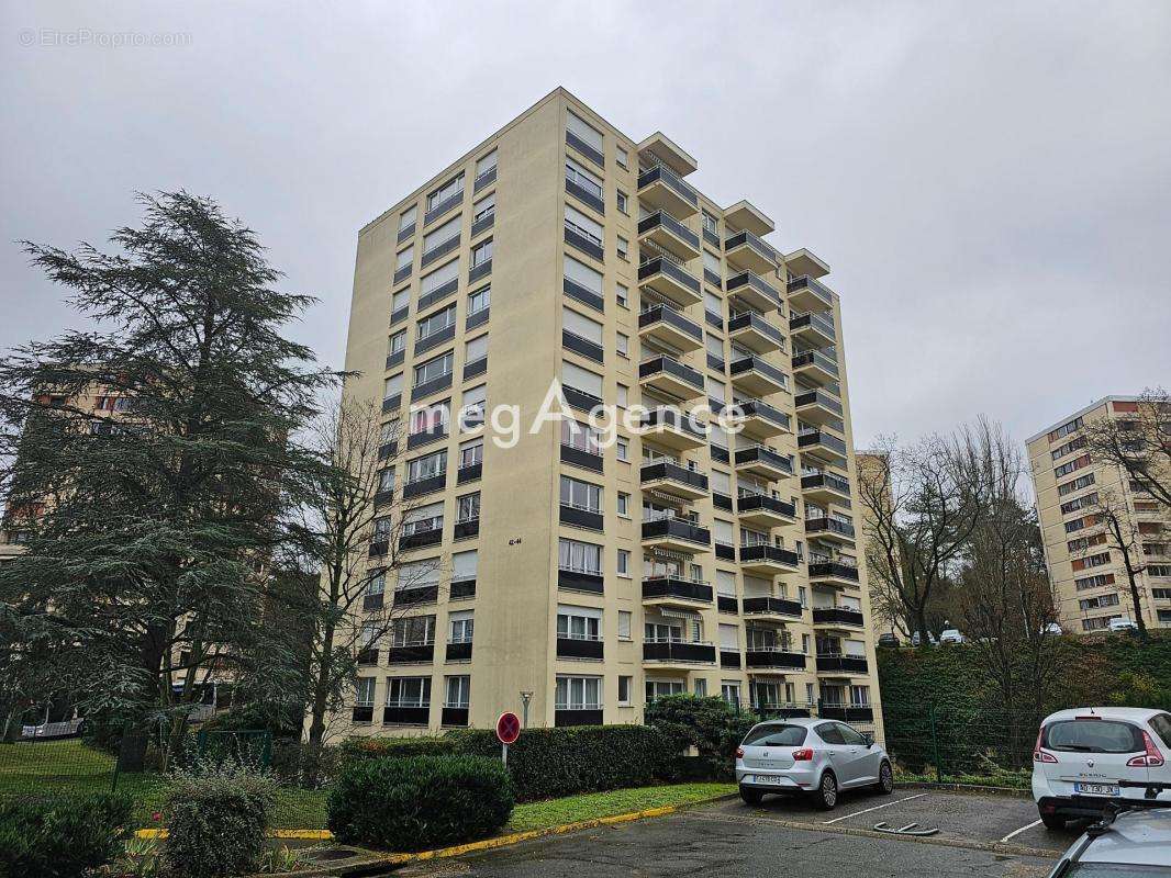 Appartement à POISSY