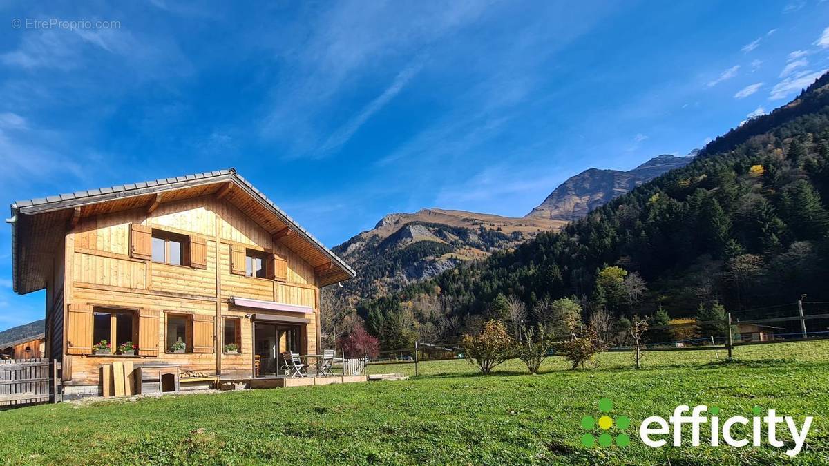 Maison à LES CONTAMINES-MONTJOIE