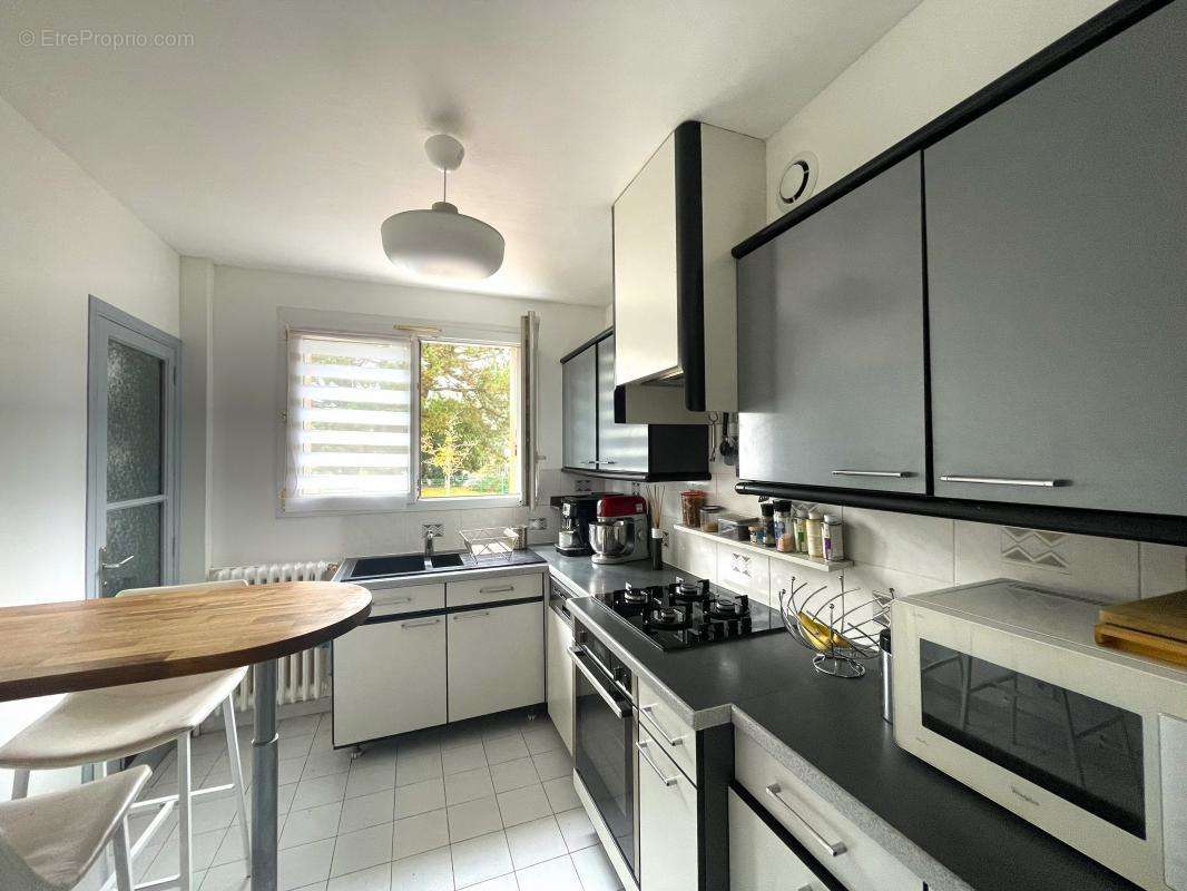 Appartement à SAINT-SEBASTIEN-SUR-LOIRE