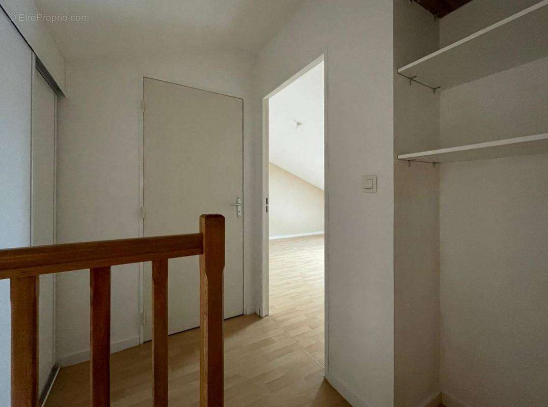 Appartement à BOUGUENAIS