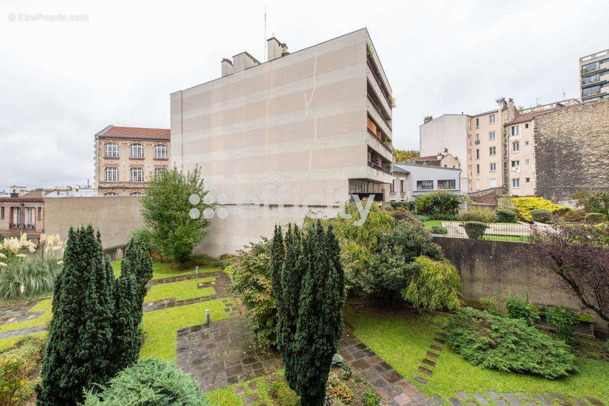 Appartement à PARIS-19E