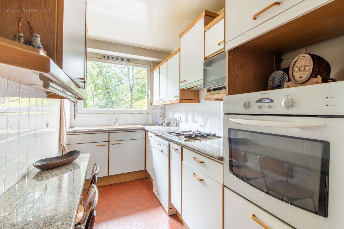 Appartement à PARIS-19E