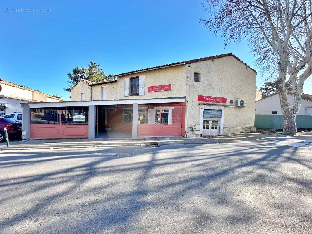 Maison à SAUVETERRE