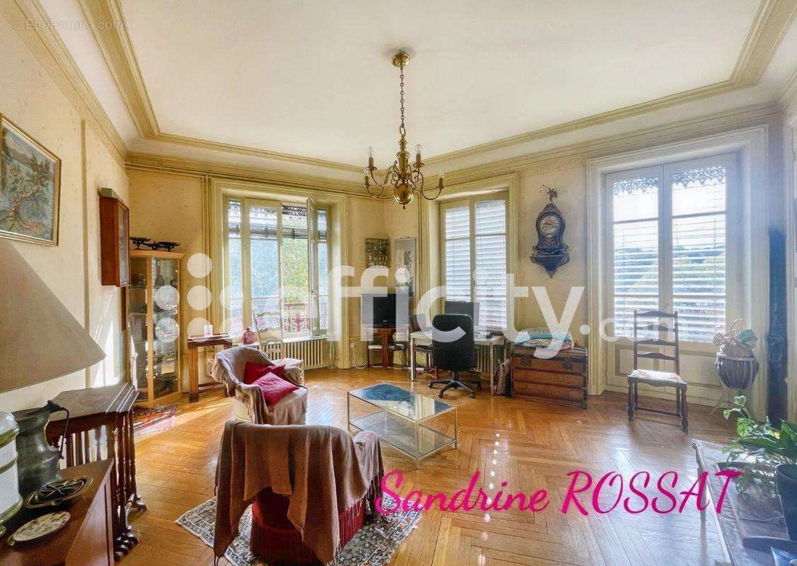 Appartement à LYON-9E