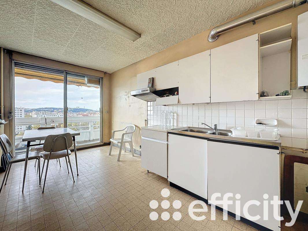 Appartement à LYON-8E