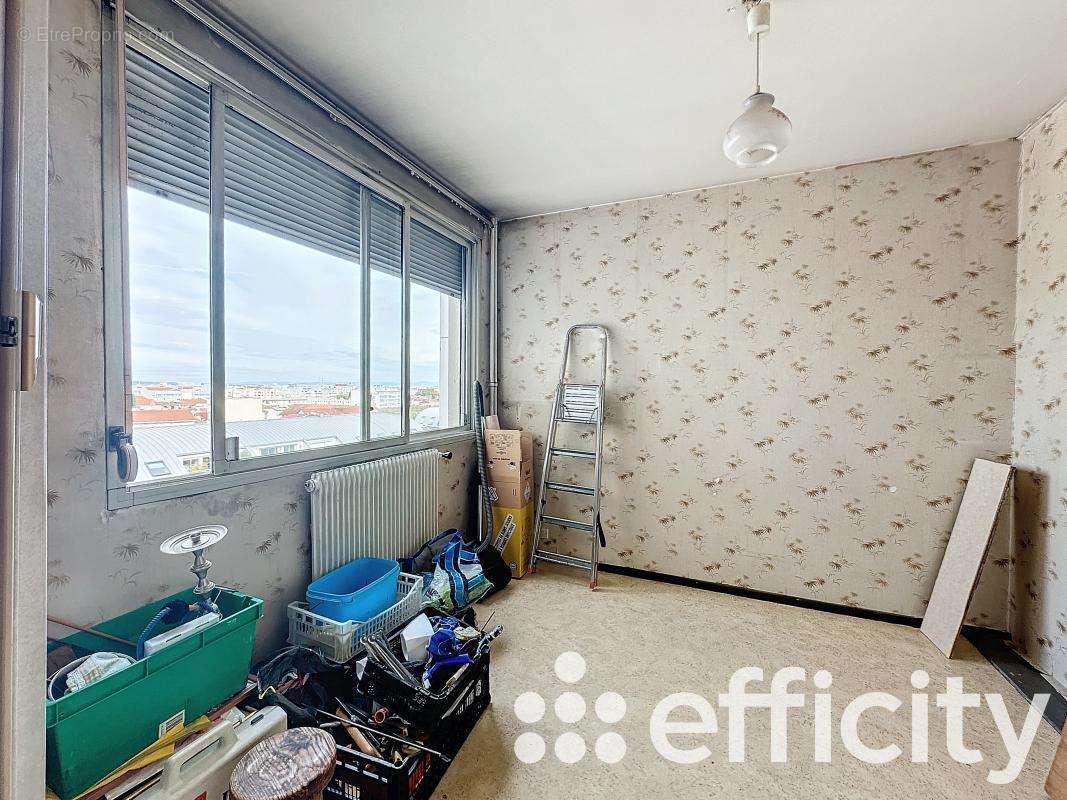 Appartement à LYON-8E