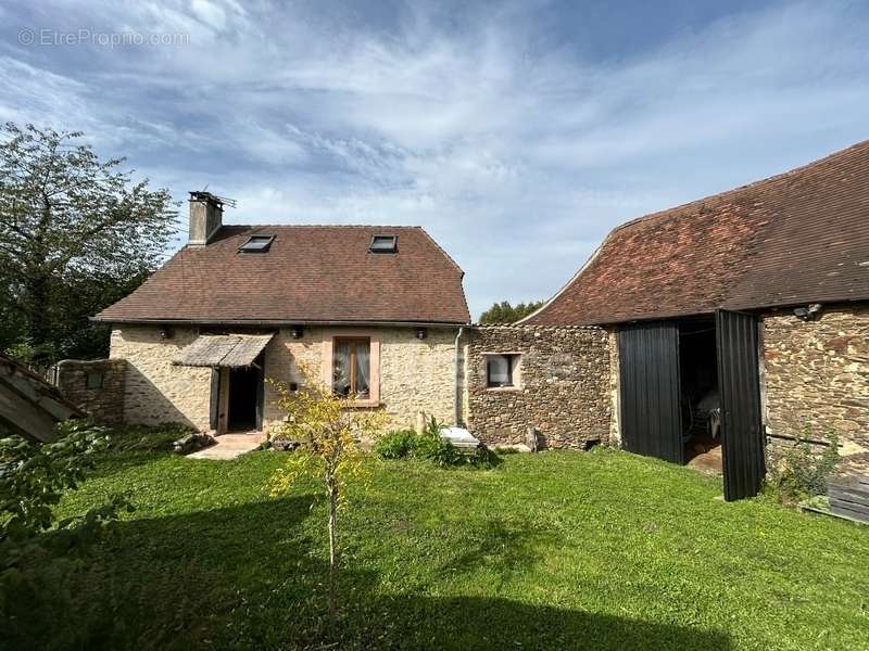 Maison à SAVIGNAC-LEDRIER