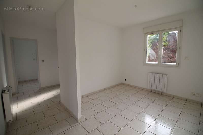 Appartement à LA CHARTRE-SUR-LE-LOIR