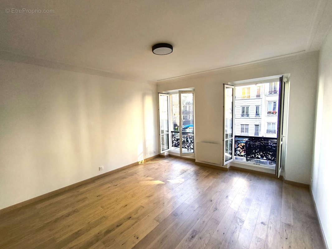 Appartement à PARIS-4E