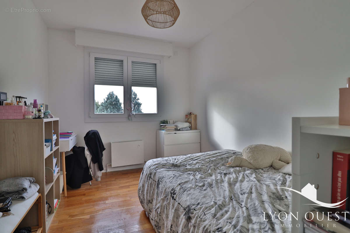 Appartement à CHARBONNIERES-LES-BAINS