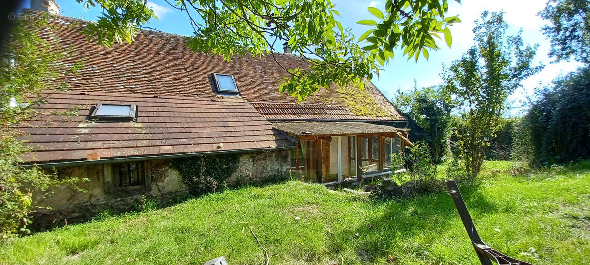 Maison à AUTRY-ISSARDS