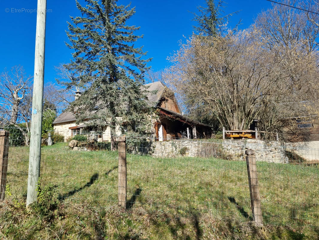 Maison à LABASSERE