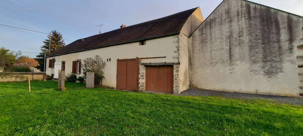 Maison à VILLEBEON