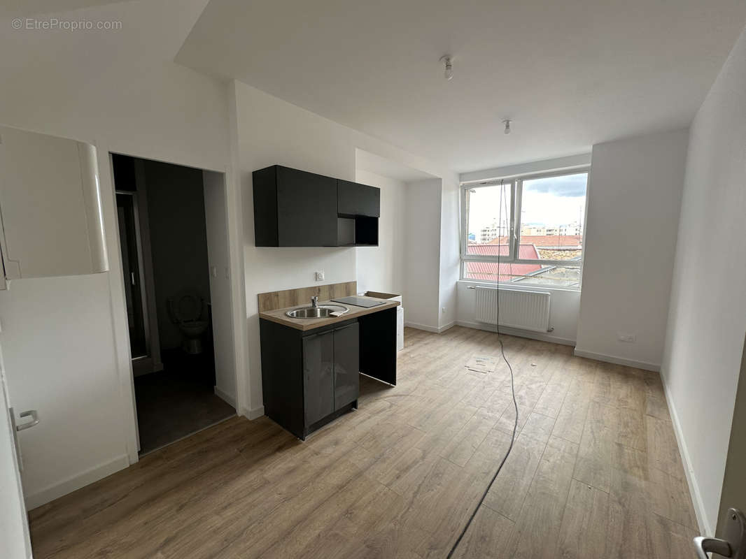 Appartement à SAINT-ETIENNE