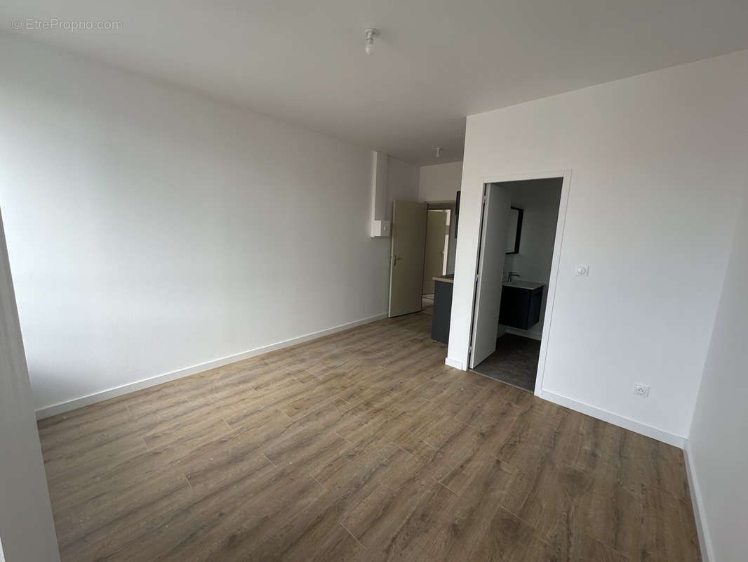 Appartement à SAINT-ETIENNE