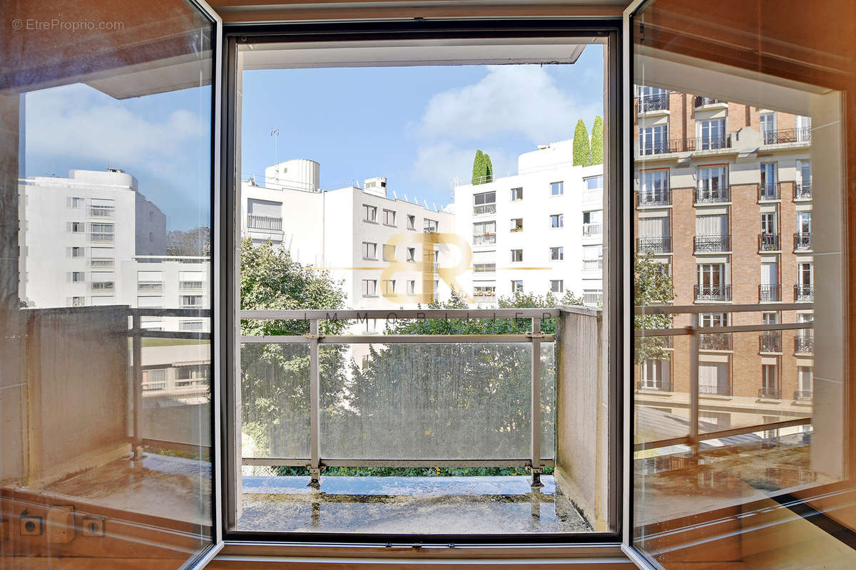 Appartement à PARIS-12E